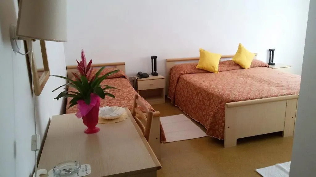 Hotel Trovatore Lido di Jesolo 3*,
