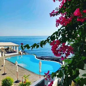 villaggio-stromboli.sicilyhotelsitaly.net/